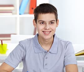 总局乒羽中心党委组织学习王文教、张燮林先进事迹 向时代楷模学习 接续奋斗